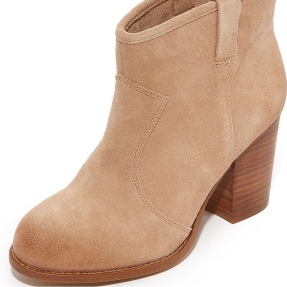 Splendid booties